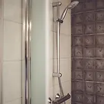 La Belle Lurette Oda ve Kahvaltı 3*