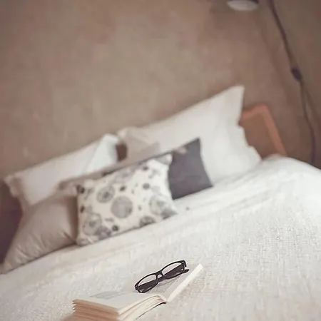 La Belle Lurette Bed & Breakfast